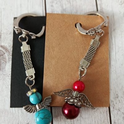 Klíčenky s andílkem z minerálu (vel. korálku 6 a 8mm), barevné variace dle potřeby